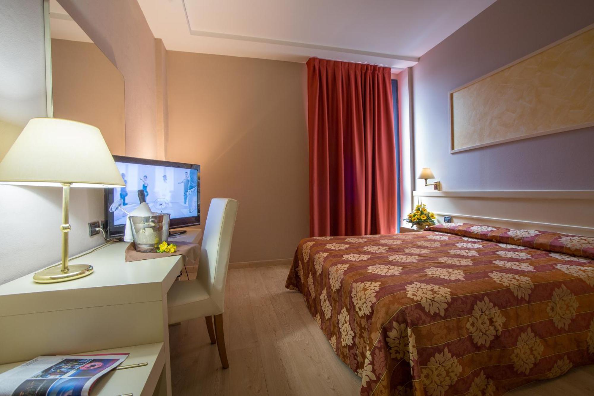 Euro Hotel Cascina Rum bild