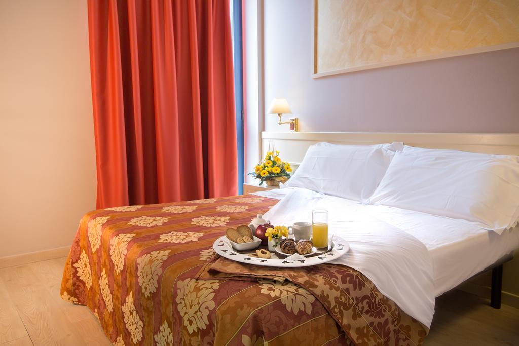 Euro Hotel Cascina Rum bild