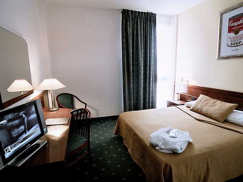 Euro Hotel Cascina Rum bild